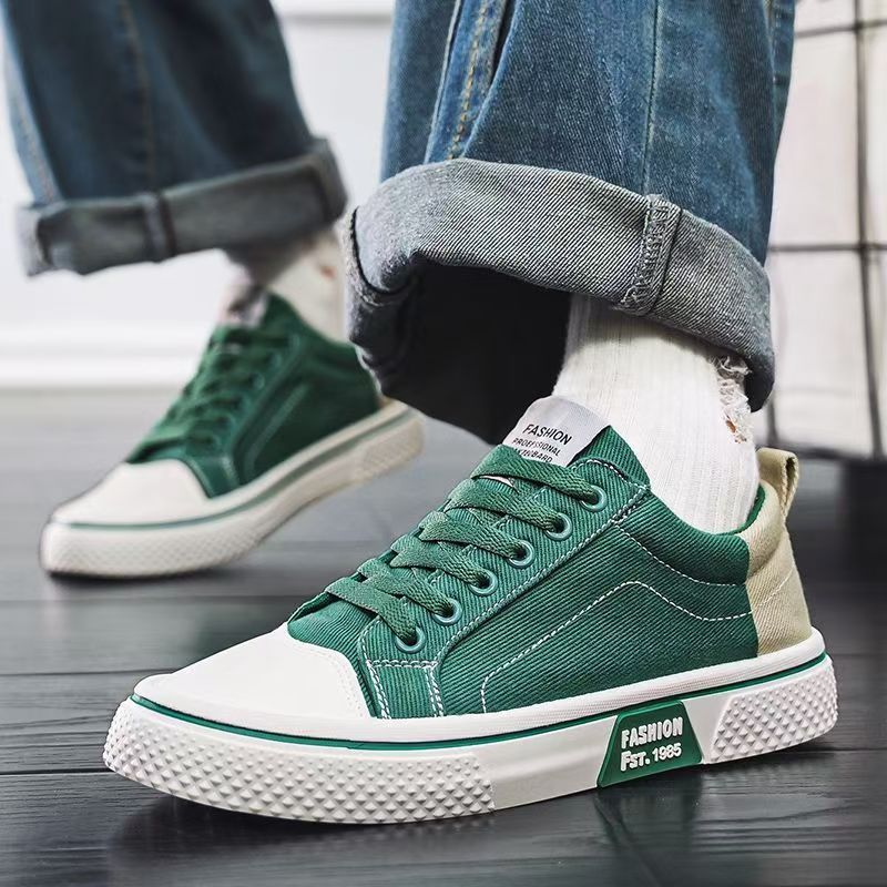 Truvon Canvas Sneakers